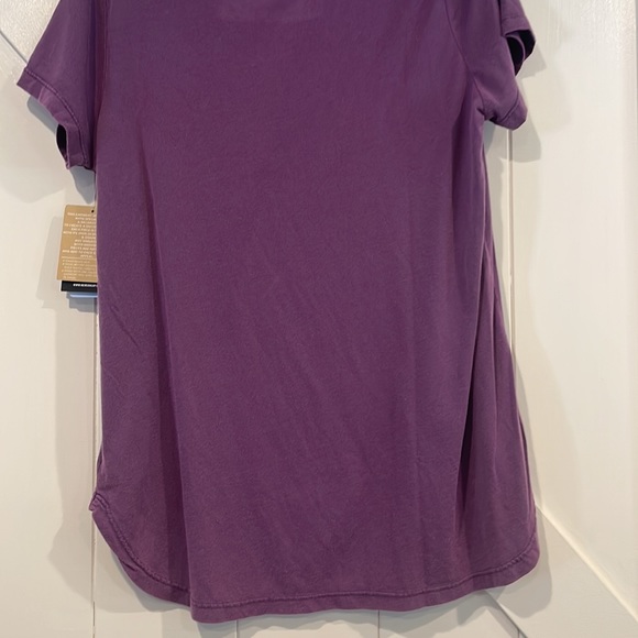 NBA-Los Angeles Lakers, New Era Women's Top From The NBA Store.  NWT. Size XL. - Picture 5 of 5